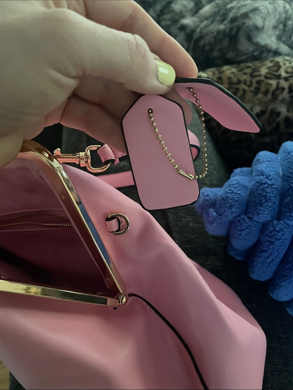 Vegan Leather Pink Kiss Lock Frame-Top Shoulder or Hand Bag Large New - Picture 14 of 14